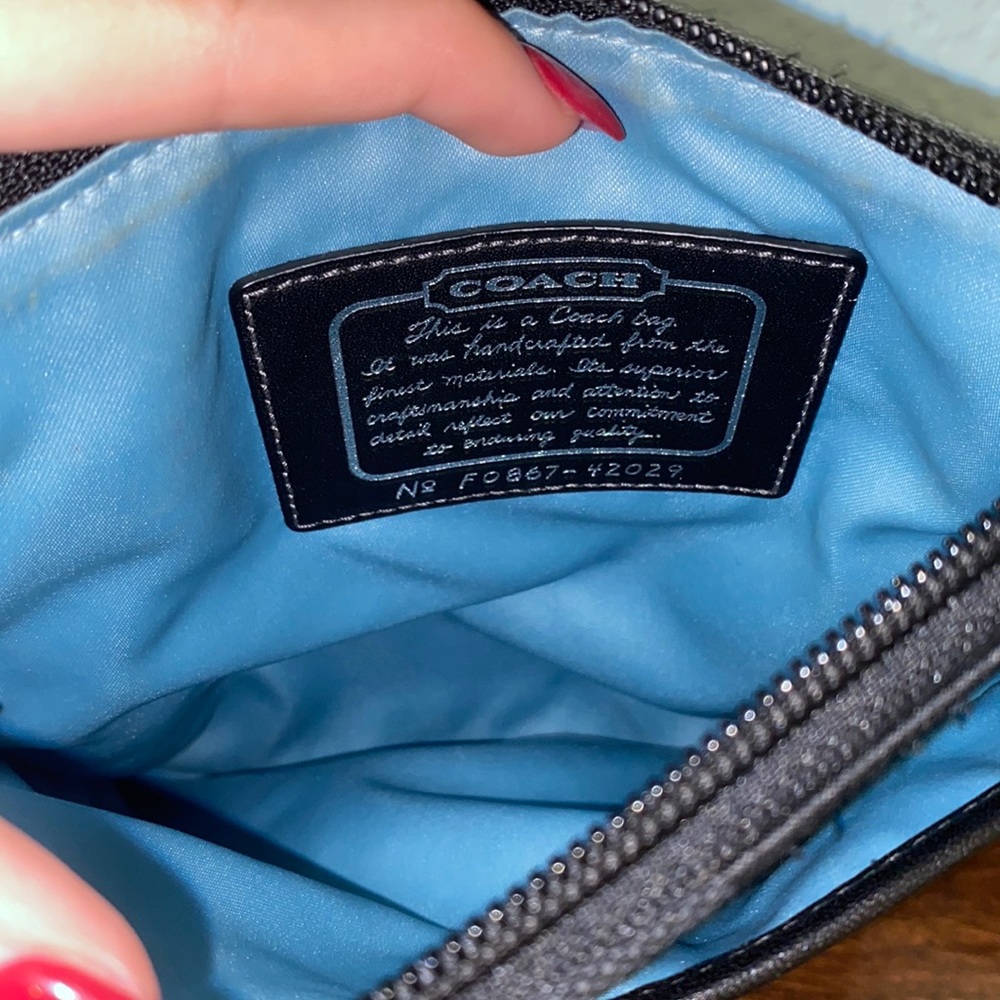Coach Black Purse - Picture 4 of 7
